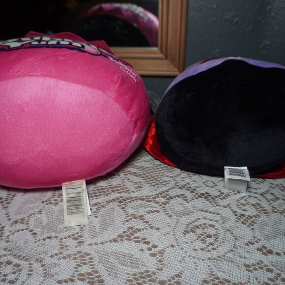 Squishmallows Hershey 10" Zendi Bat Bubble Yum Gum TALLY Vampire Dracula Cat - Picture 4 of 6